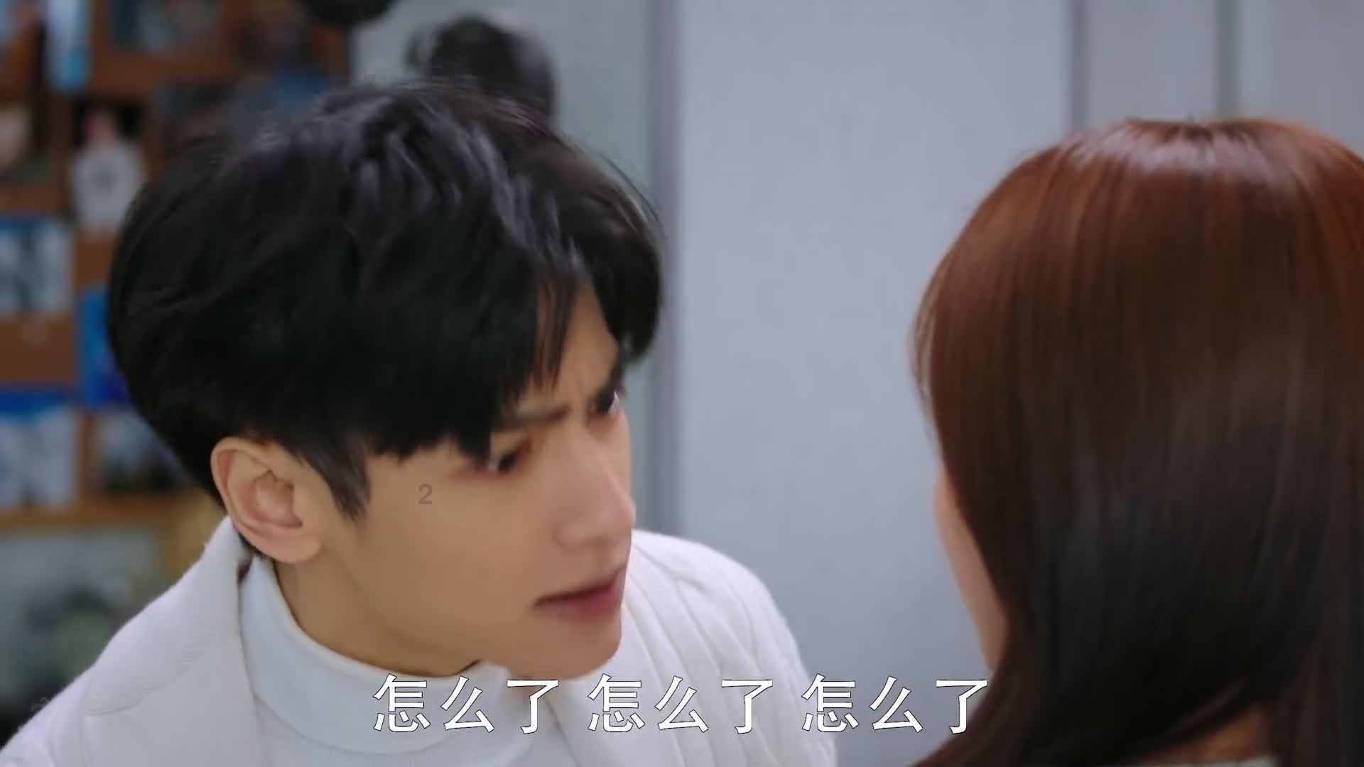 李湘卖二手物品上热搜！毛巾1560，茶壶1450